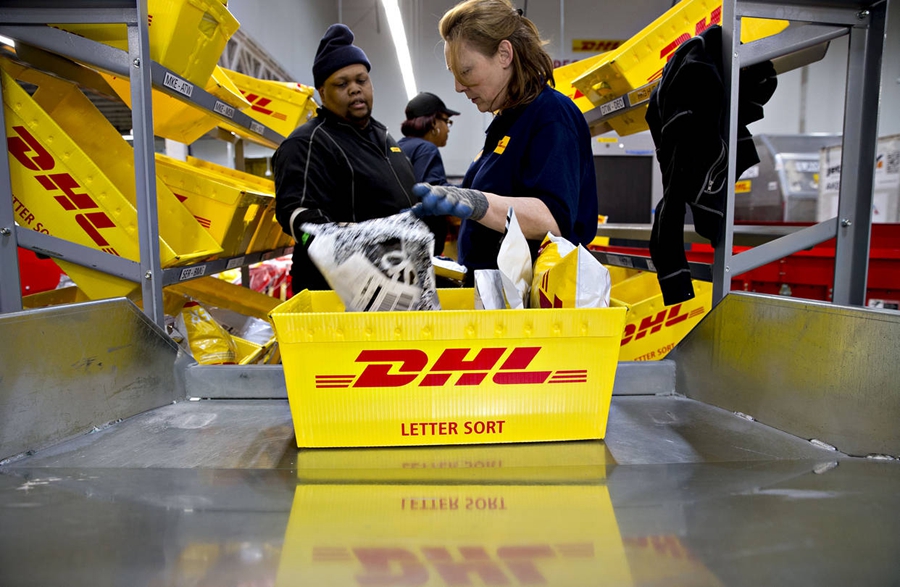 物流机器人的因地制宜与适才适用 DHL开发多元系统的应用与管理
