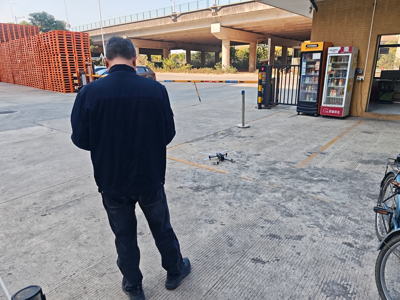 无人机巡逻