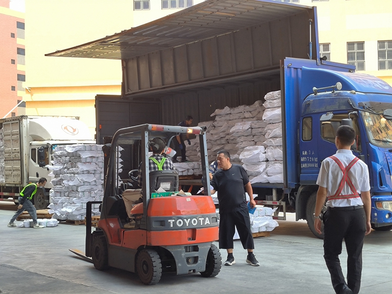 佛山仓储操作现场